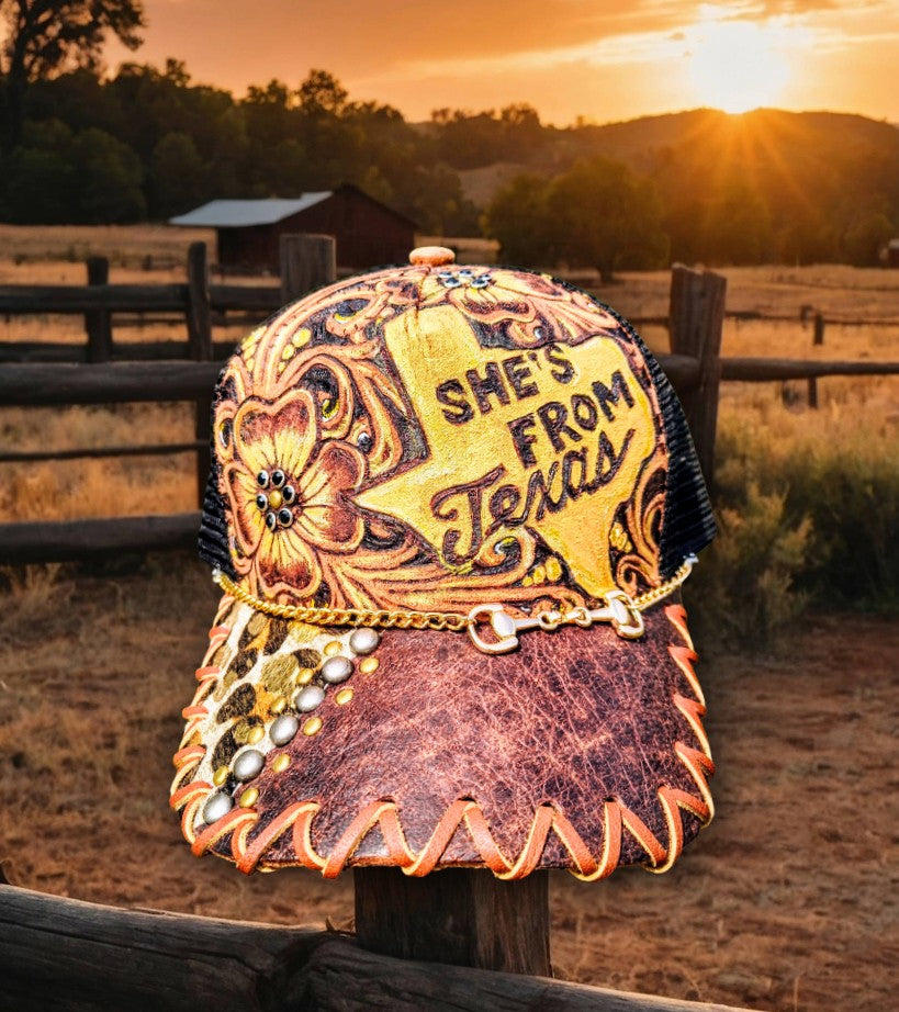 She's From Texas (Gold)